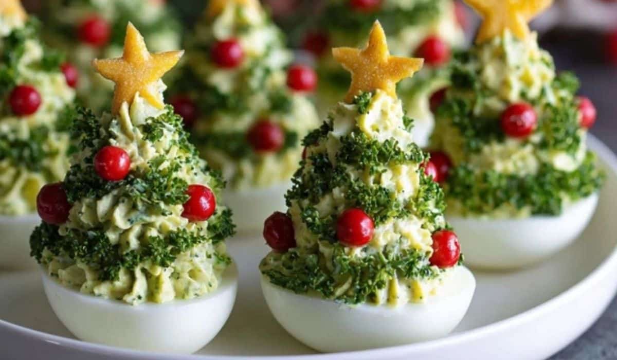 Deviled Egg Christmas Trees festive appetizer platter