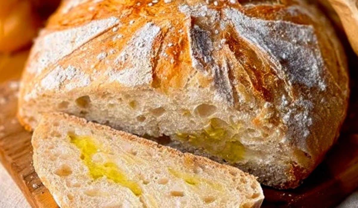 Dutch Oven No Knead Bread freshly baked
