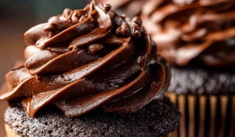 super moist chocolate cupcakes with rich frosting